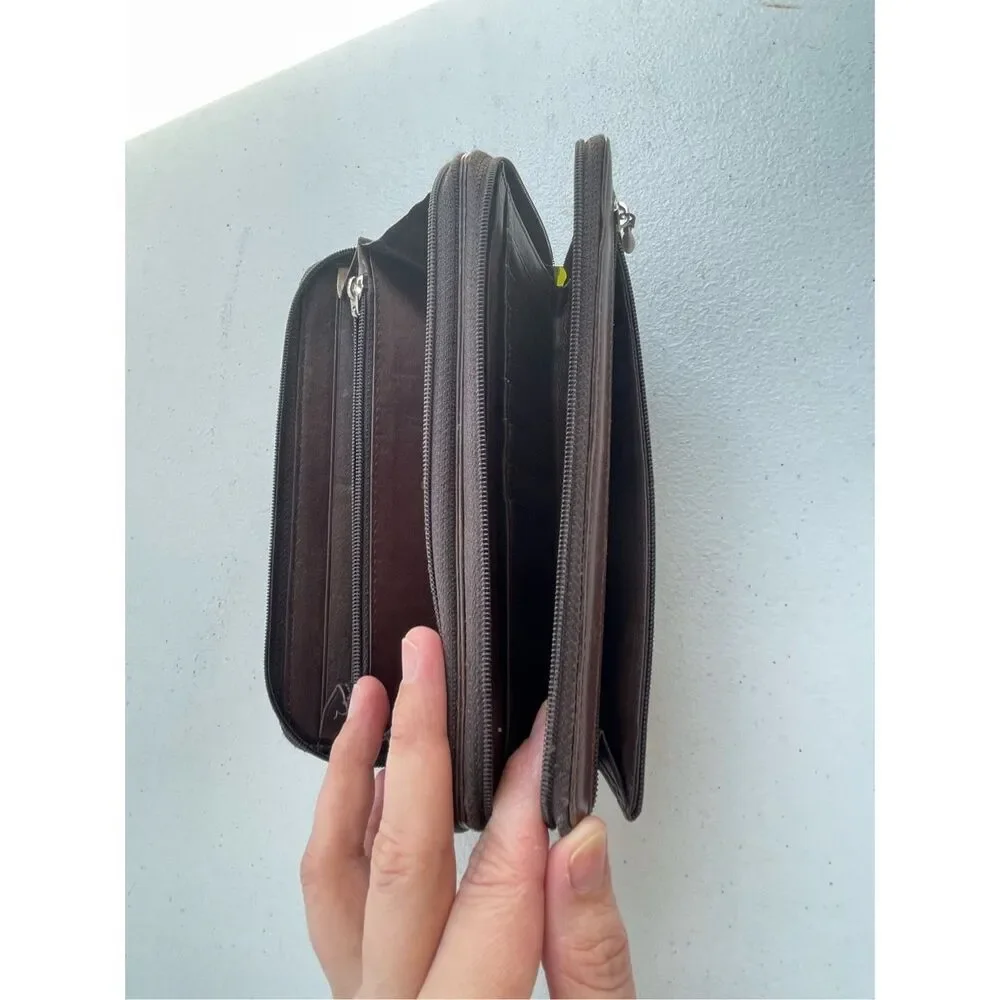 Tumi Brown Leather Wallet - Picture 8 of 10